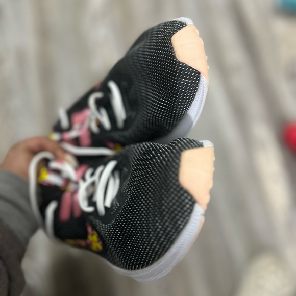 Nike Womens Downshifter 9 SE BQ9263-001 Black Running Shoes Sneakers Size 11 - Picture 4 of 6